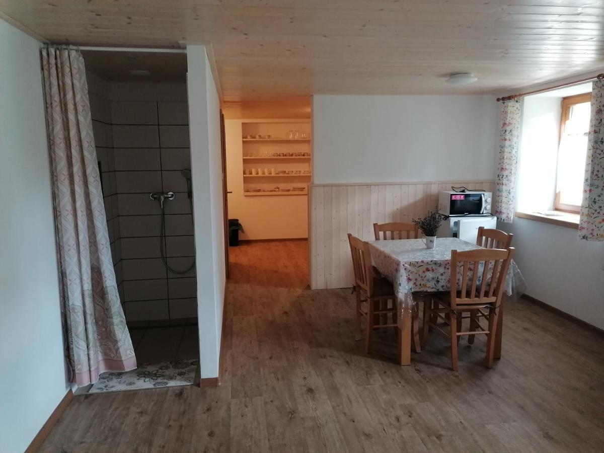 Apartman Na Statku Jilovice Luaran gambar
